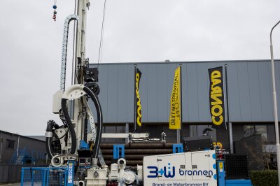 Conrad Stanen - combi-300-b-bw-bronnen