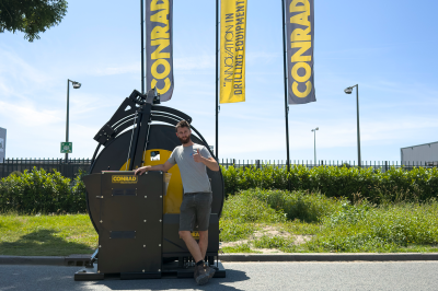 Hydraulically operated grout hose reel for Ara Boringen by Conrad Stanen