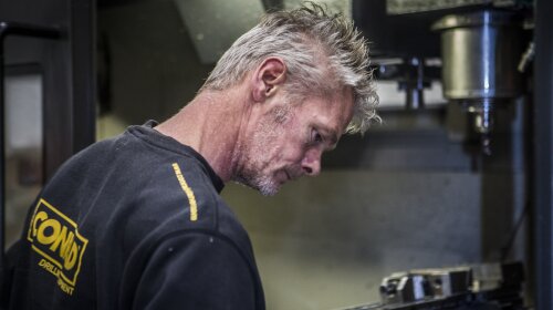 LENNART HOOMOEDT IS CNC PRODUCTION ENGINEER